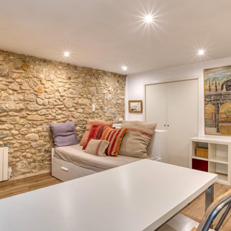 Old Side Girona one - Apartamento Superior de 1 dormitorio con balcón - 14