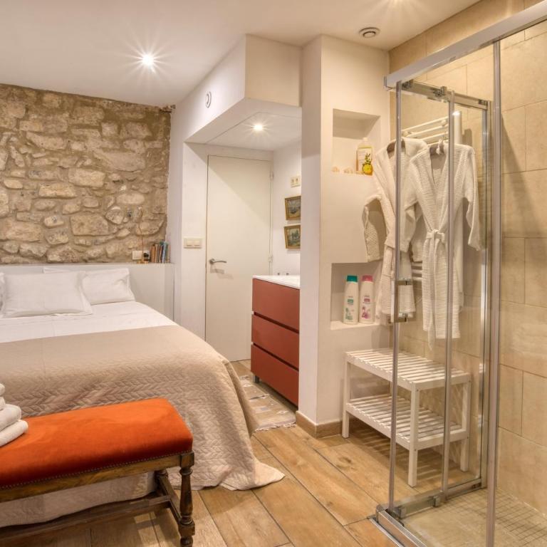 Old Side Girona one - Apartamento Superior de 1 dormitorio con balcón - 10