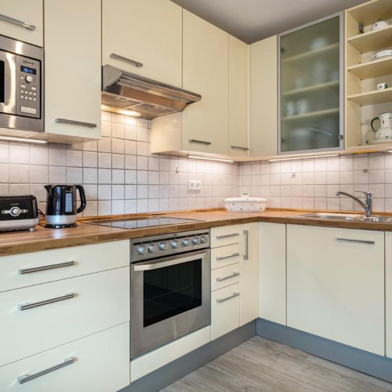 Mein lieber Schwan - Deluxe-Apartment mit 2 Schlafzimmern und Gartenblick - 7