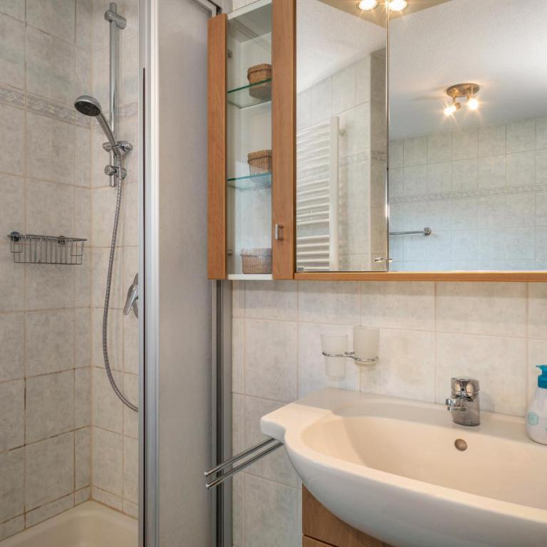 Mein lieber Schwan - Deluxe-Apartment mit 2 Schlafzimmern und Gartenblick - 20