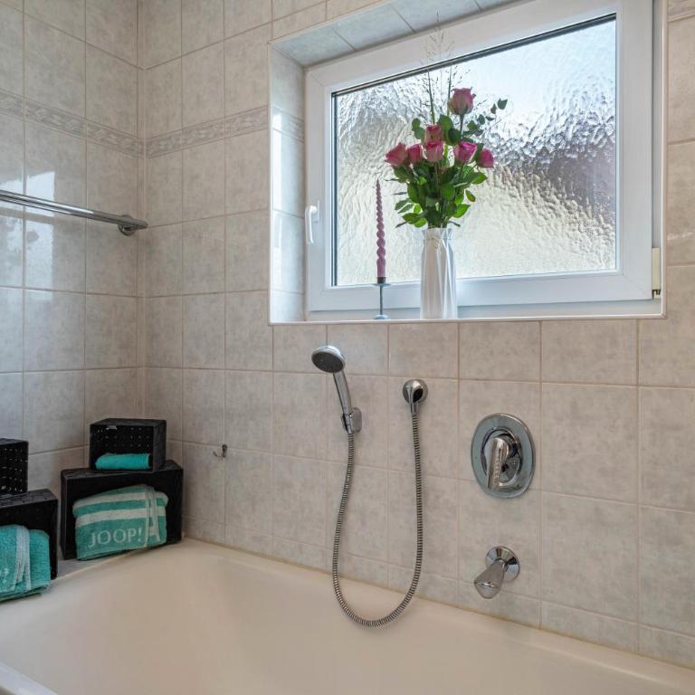Mein lieber Schwan - Deluxe-Apartment mit 2 Schlafzimmern und Gartenblick - 22