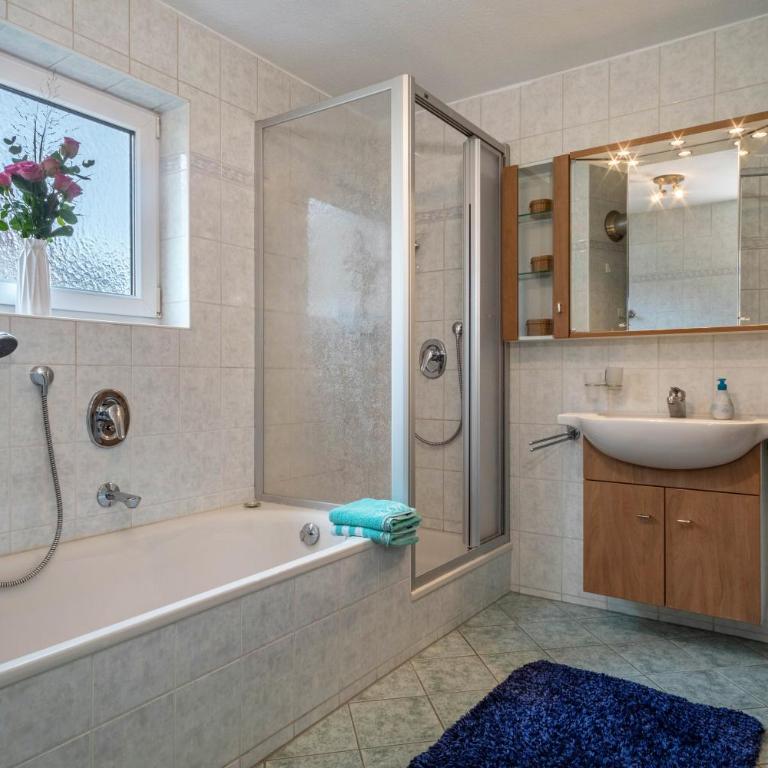 Mein lieber Schwan - Deluxe-Apartment mit 2 Schlafzimmern und Gartenblick - 19
