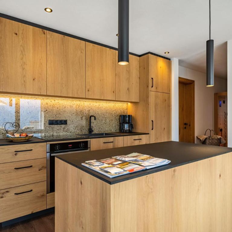 Sunnseitn Lodge Exclusive Panorama - Deluxe-Apartment mit 2 Schlafzimmern und Gartenblick - 8