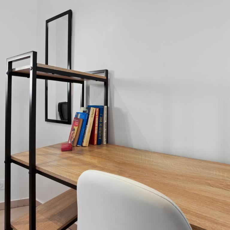 Studio 2 proche centre avec parking - Appartement Supérieur - Vue sur Ville - 11