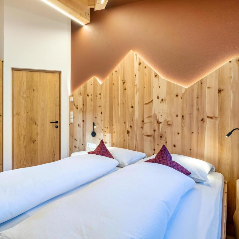 Ferienwohnung Gruberhof - Deluxe-Apartment mit 2 Schlafzimmern und Gartenblick - 16