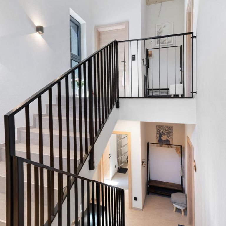 Stackler54 - mit Garten - Deluxe-Apartment mit 2 Schlafzimmern und Gartenblick - 21