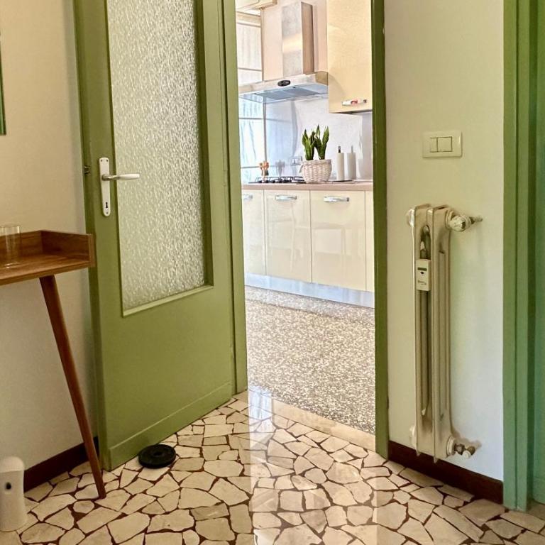 A casa di Deborah - Appartamento Deluxe con 2 Camere da Letto e Vista Giardino - 11
