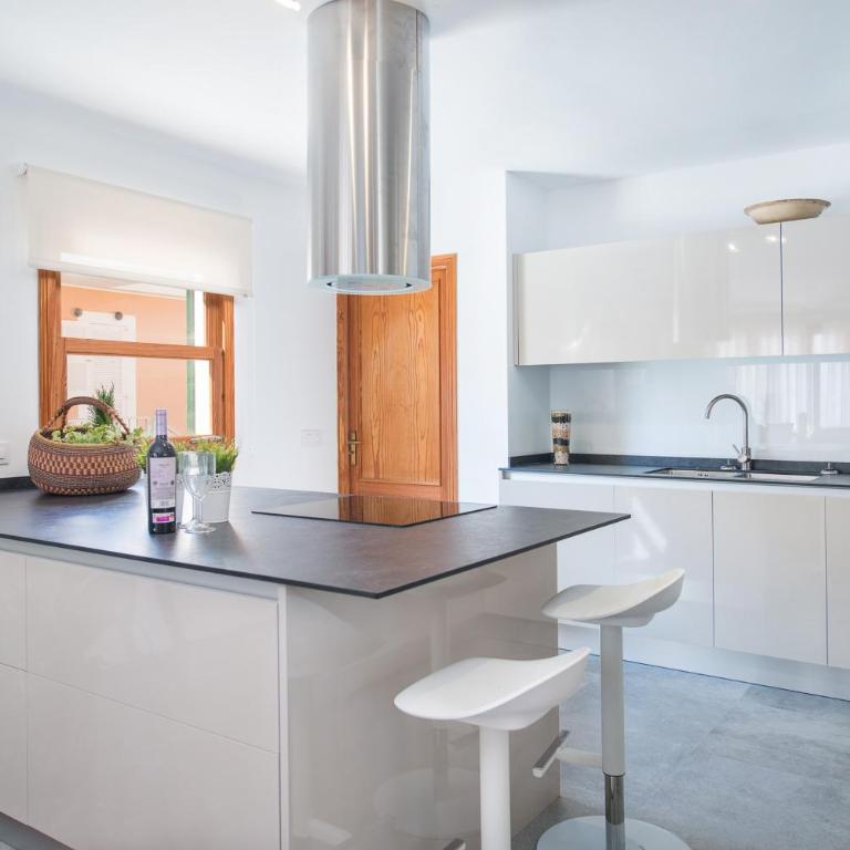 S Olivera - Vacation Home - 8