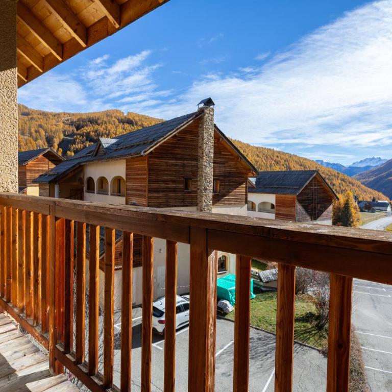 Les Granges - Vue Panoramique - Appartement 3 Chambres Premium avec Balcon - 6