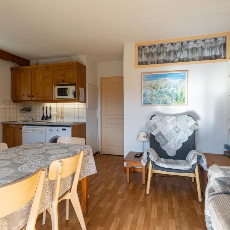 Les Granges - Vue Panoramique - Appartement 3 Chambres Premium avec Balcon - 7
