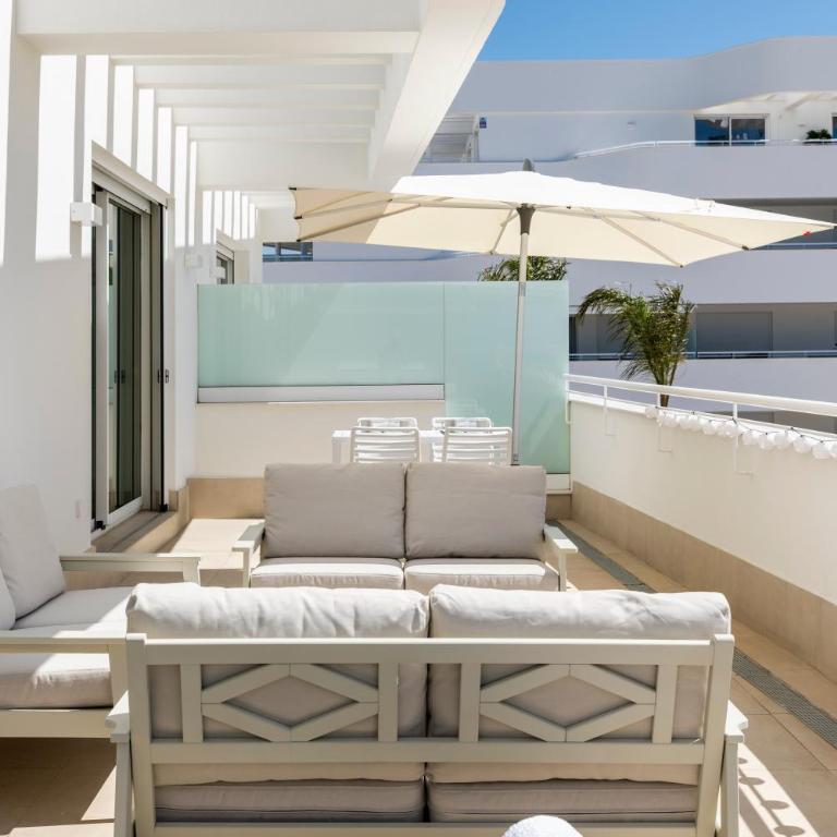 Horus 051 - Two-Bedroom Deluxe Apartment with Ocean View - 3