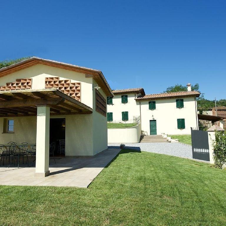 Villa con piscina - Villa - 28