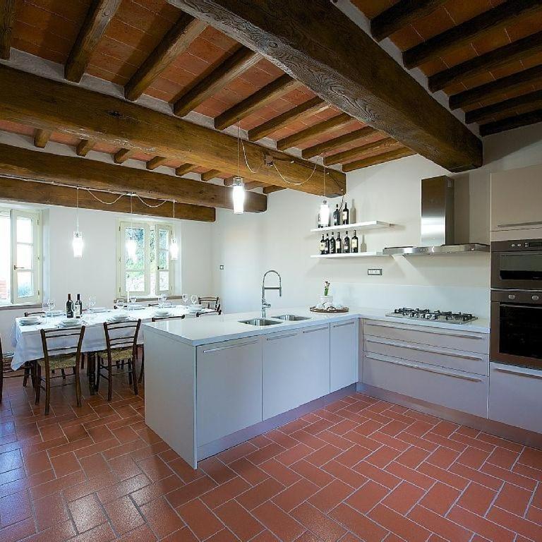 Villa con piscina - Villa - 9