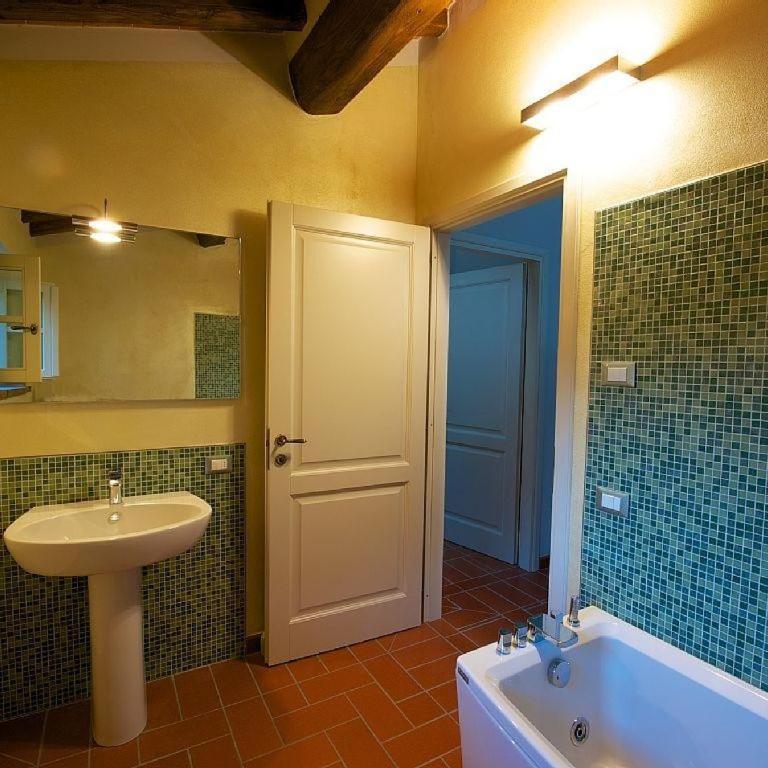 Villa con piscina - Villa - 23