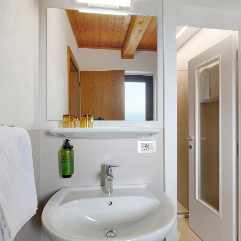 Harmony Apt 2 - Appartamento Superior con 1 Camera da Letto e Balcone - 24