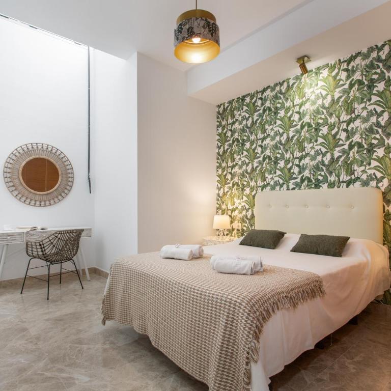 Casa Alicia - Three-Bedroom Premium Apartment with Balcony - 15