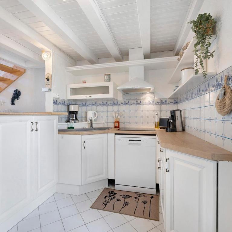 La Maison des Bouchots - mer à 400m - Vacation Home - 10