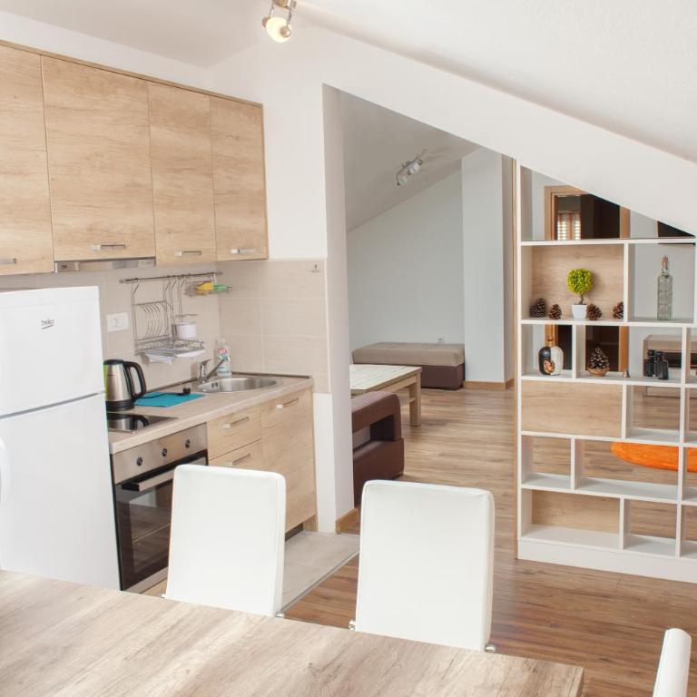 Apartments Viktoria - Classic Suite - 3