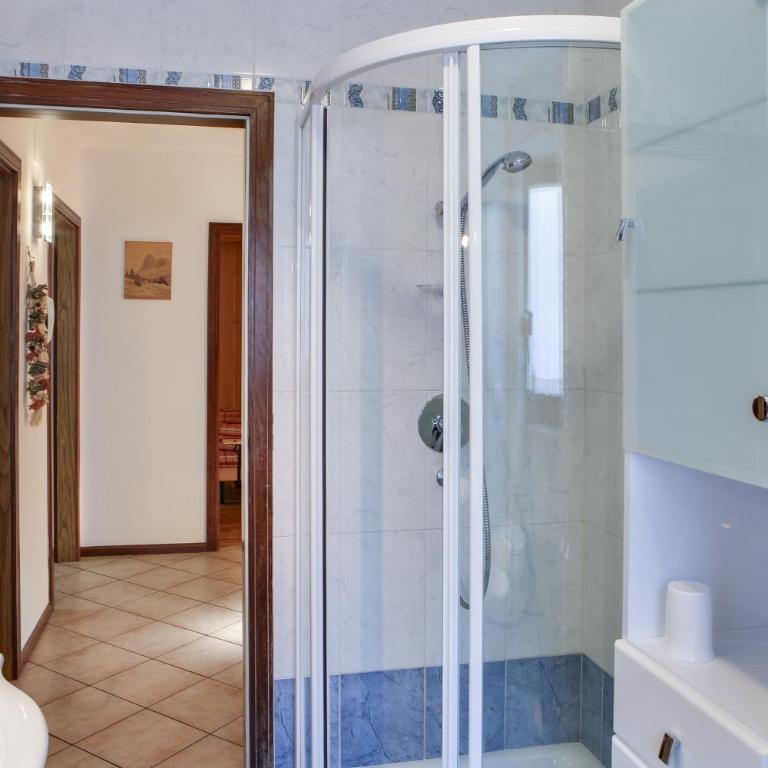 Casa March 1 - Appartamento Deluxe con 2 Camere da Letto e Balcone - 12