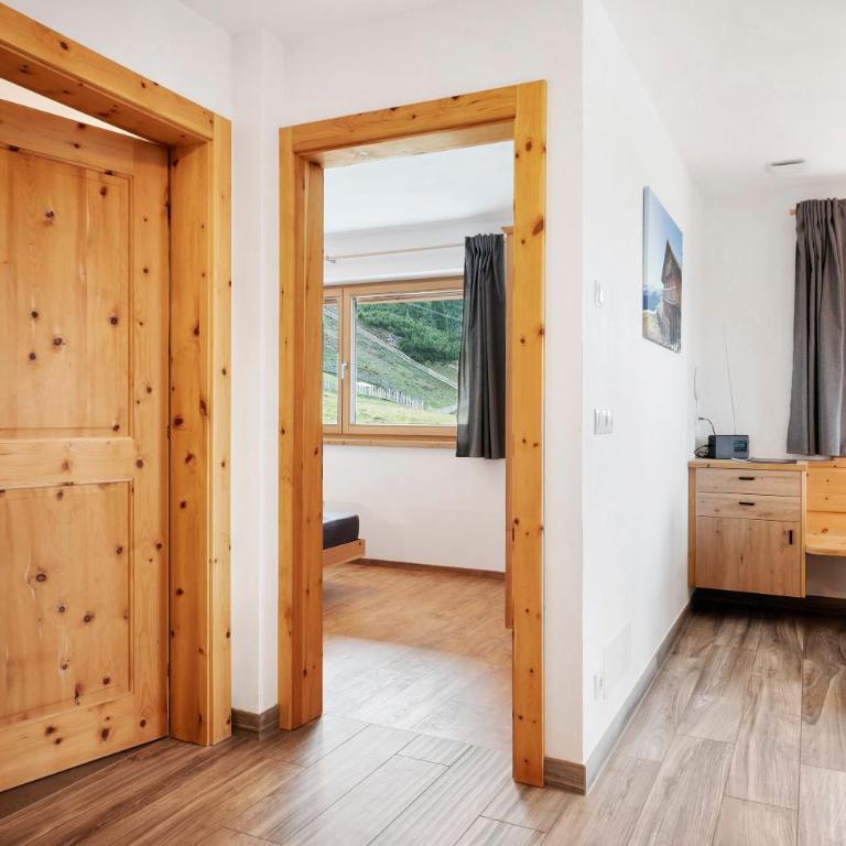 Almhaus Morgenrast - Apartment mit 3 Schlafzimmern und Bergblick - 13