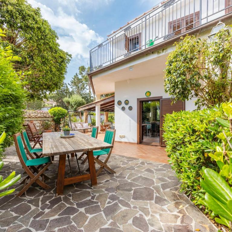 Villa Ellie - 100m from the beach - Villa mit Gartenblick - 2