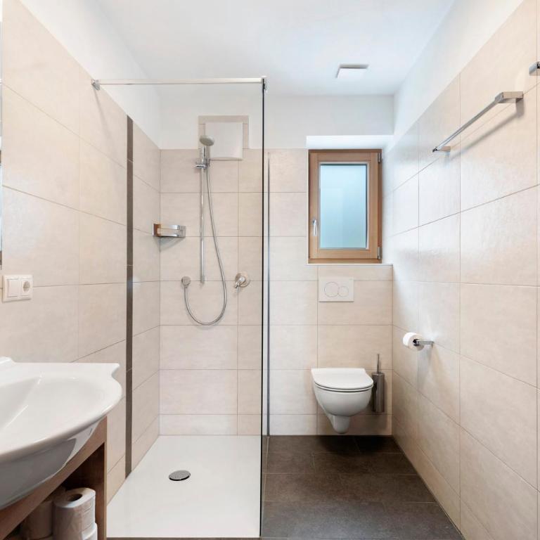 Almhaus Morgenrast - Apartment mit 3 Schlafzimmern und Bergblick - 10
