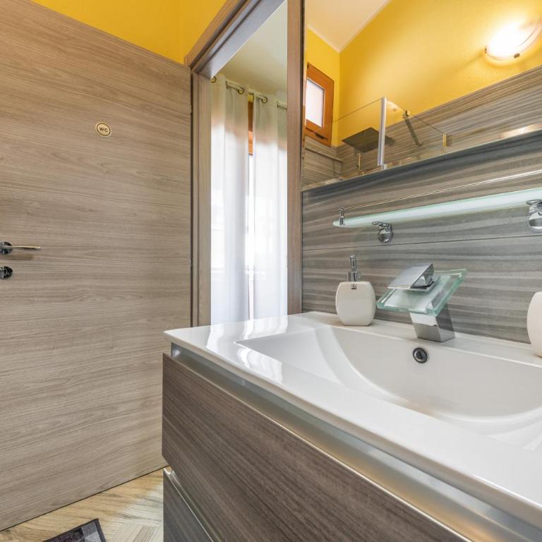 Paradise Home - Appartamento Premium con 3 Camere da Letto e Balcone - 11