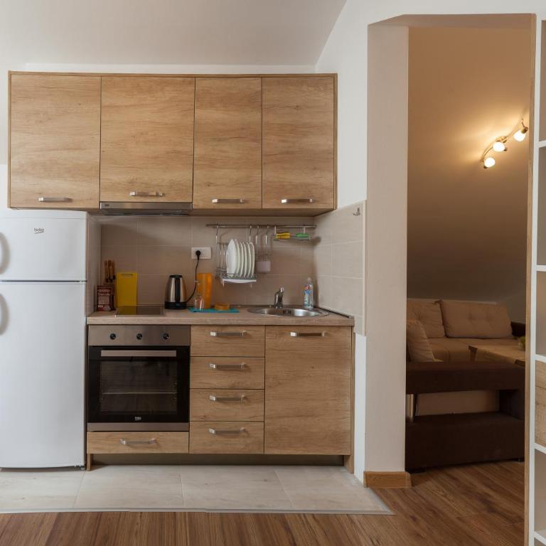 Apartments Viktoria - Classic Suite - 4