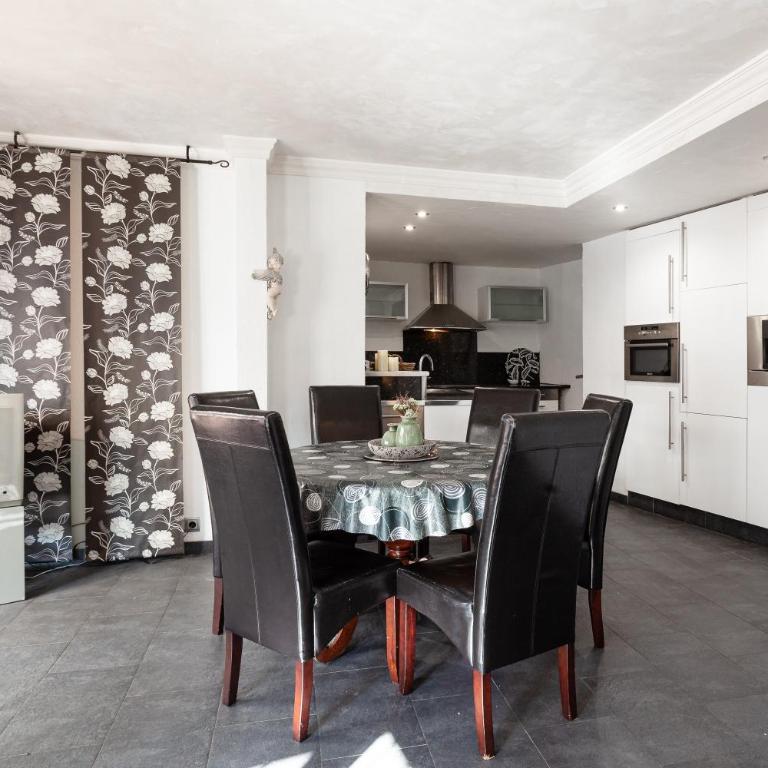 Penthouse la Riera - Apartamento Premium de 3 dormitorios con balcón - 5