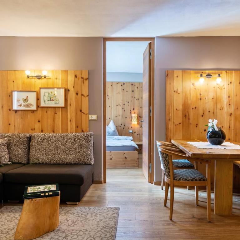 La Plates App Domesdi - Two-Bedroom Deluxe Apartment with Garden View - 6