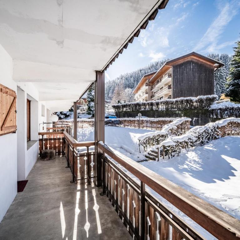 Appartement Morzine 1000 - 6 pers - Two-Bedroom Deluxe Apartment with Balcony - 20