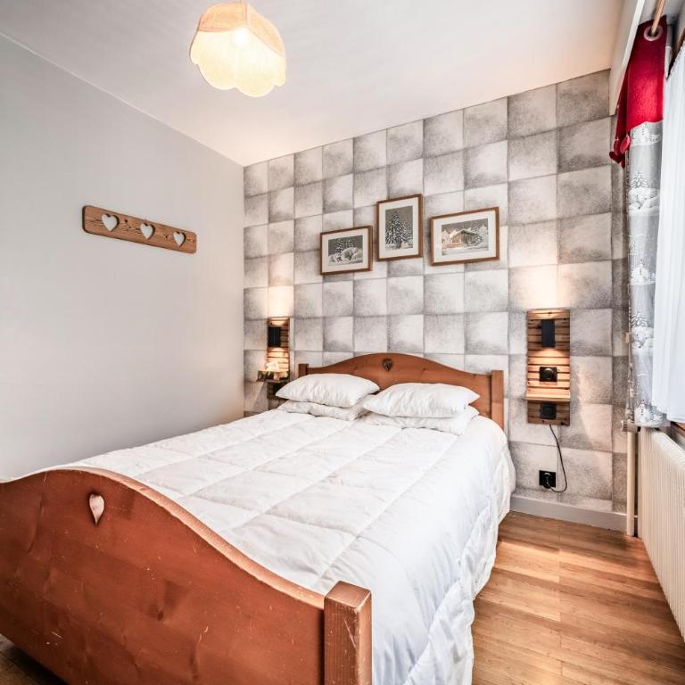 Appartement Morzine 1000 - 6 pers - Two-Bedroom Deluxe Apartment with Balcony - 16