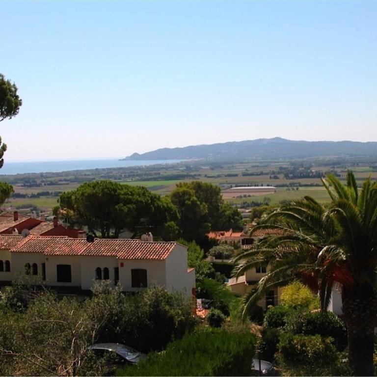 Villa Urgell - Villa with Garden View - 3