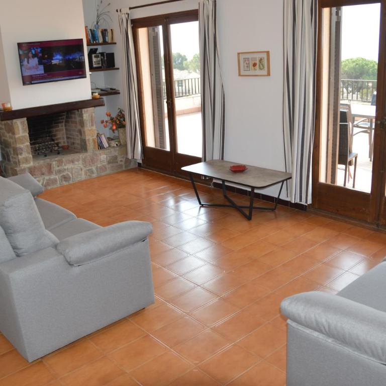 Villa Urgell - Villa with Garden View - 11