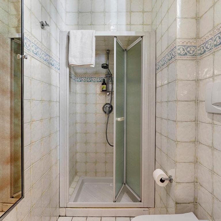 Studio Apartment 1 Min From Lake - Casa con 1 Camera da Letto - 13