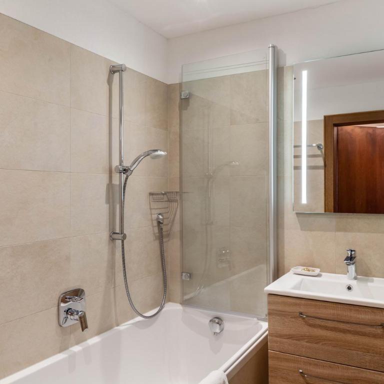 Haus Excelsior Top 29 - Deluxe-Apartment mit 2 Schlafzimmern und Gartenblick - 16