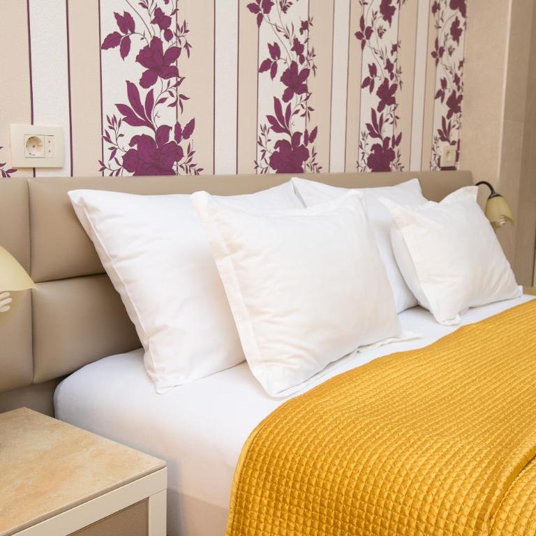Apartments Sofija - Studio with Sofa Bed - 1