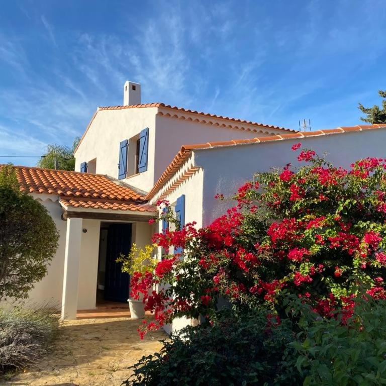 Maison bord de mer piscine et clim - Villa - Vue sur Jardin - 3