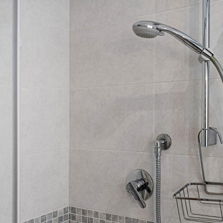 Holiday Flats Cinque Terre - Appartamento Premium con 3 Camere da Letto e Balcone - 17