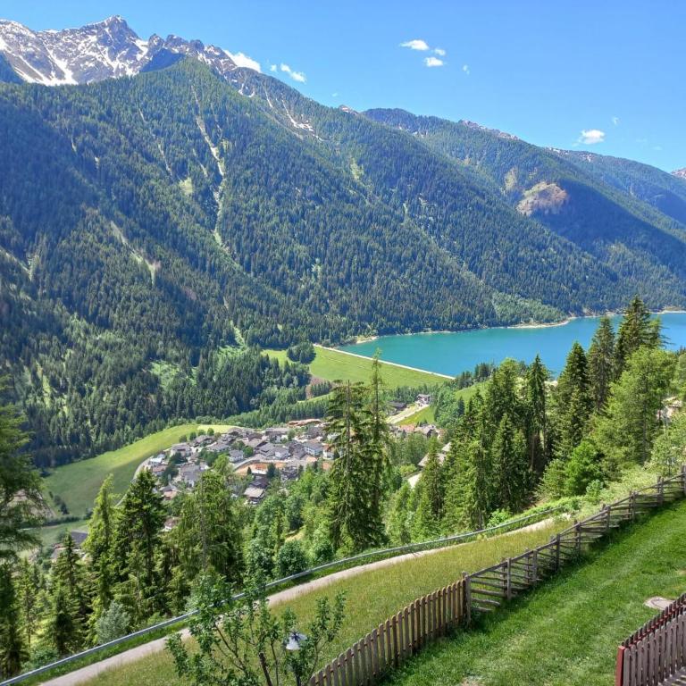 Panorama Apartment Raffeinhof - Two-Bedroom Deluxe Apartment with Garden View - 2