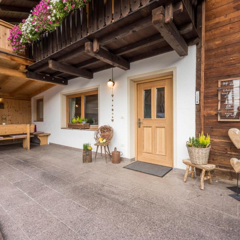 Panorama Apartment Raffeinhof - Two-Bedroom Deluxe Apartment with Garden View - 17