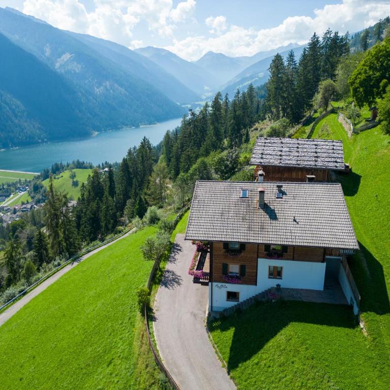 Panorama Apartment Raffeinhof - Two-Bedroom Deluxe Apartment with Garden View - 35