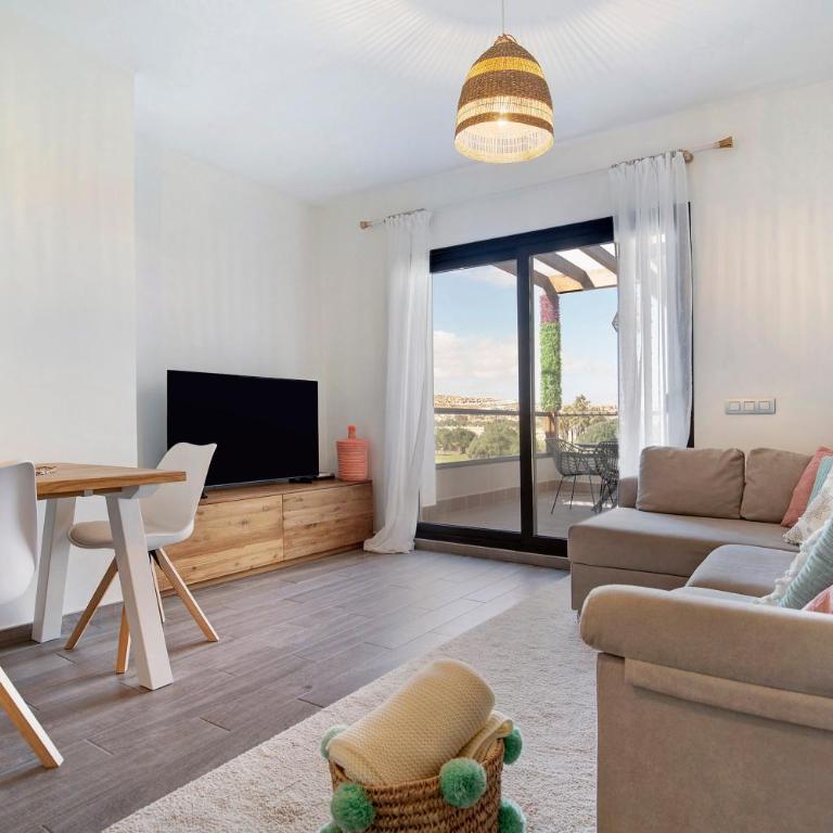 Nice view apartment - Two-Bedroom Deluxe Apartment with Balcony - 8