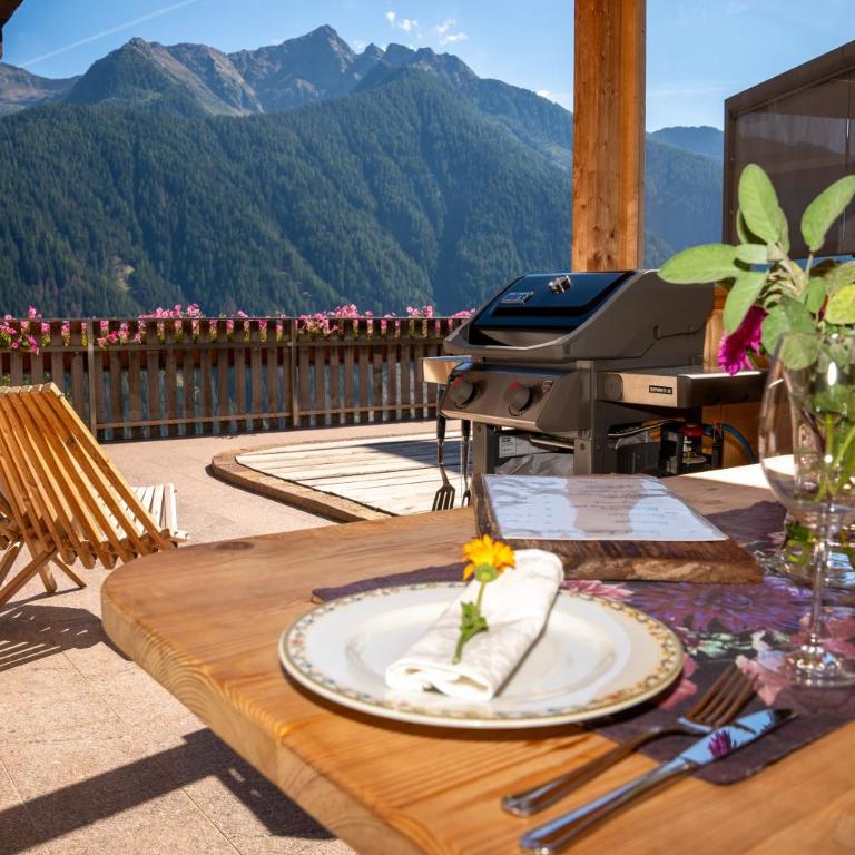 Panorama Apartment Raffeinhof - Two-Bedroom Deluxe Apartment with Garden View - 32