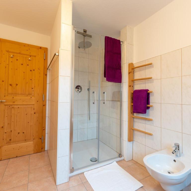 Panorama Apartment Raffeinhof - Two-Bedroom Deluxe Apartment with Garden View - 24