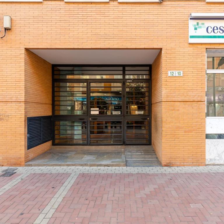 Apartamento Alboran - Apartamento Superior con vistas a la ciudad - 24