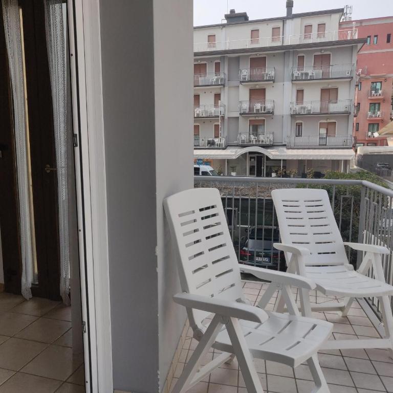Villa Nicole - Appartamento Premium con 3 Camere da Letto e Balcone - 6