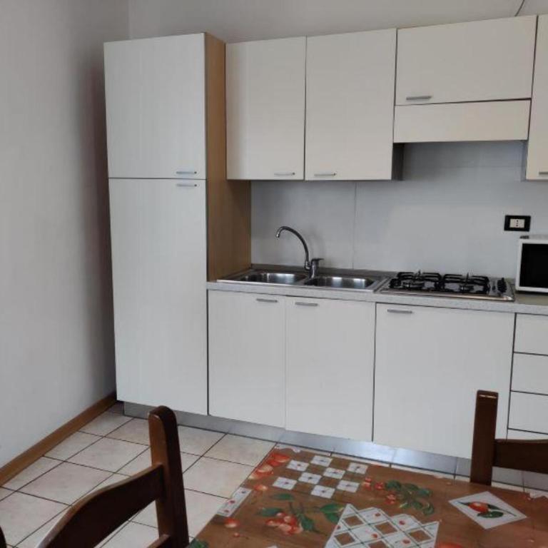 Villa Nicole - Appartamento Premium con 3 Camere da Letto e Balcone - 5