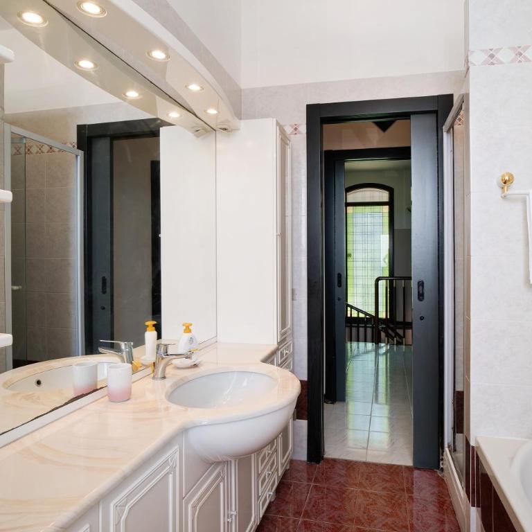 Capriccio - Villa con Vista Mare - 19