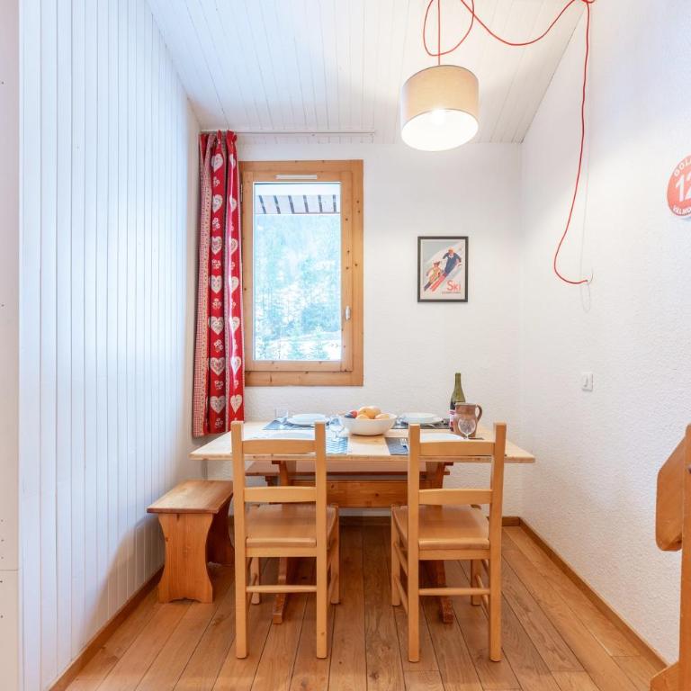Lauziere dessus 50 - Two-Bedroom Deluxe Apartment with Balcony - 5
